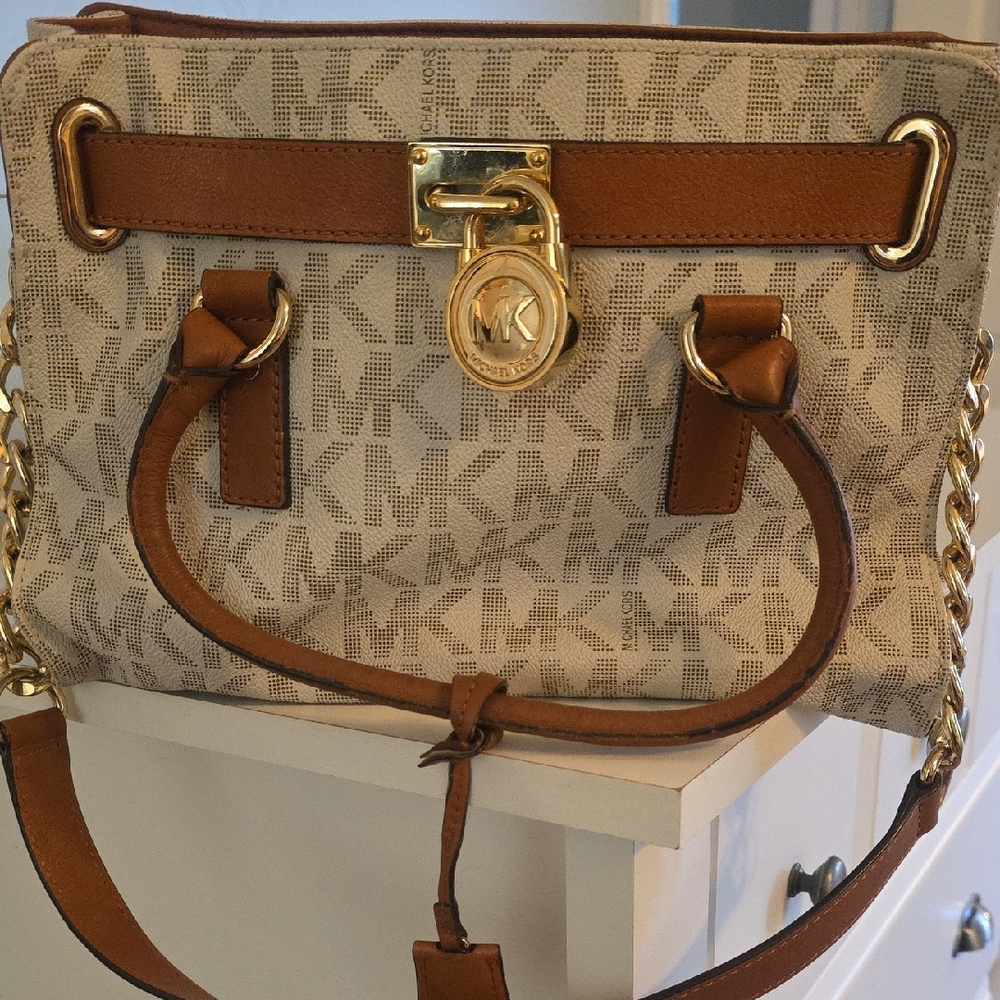 Michael Kors Brown and Cream Shoulder Bag